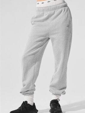 ALO Yoga Light Grey Jogger Sweatpants